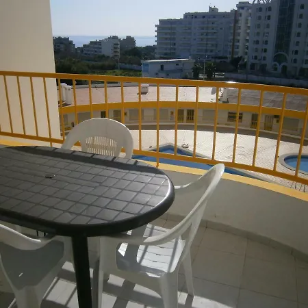 Edificio Presidente Apartment *